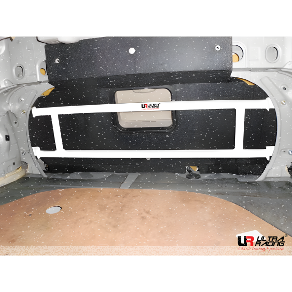 Ultra Racing Domstrebe hinten oben 4-Punkt - 06-11 Toyota Camry (XV40) 2.4/3.5 V6 (2WD)