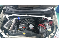 Ultra Racing Domstrebe vorn oben 2-Punkt - 04-08 Toyota...