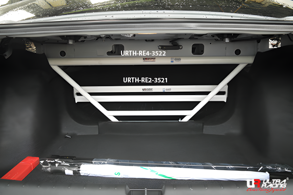 Ultra Racing Rear Upper Strut Bar 4-Point - 16+ Honda Civic (FC1) 1.5T/1.8 (2WD)