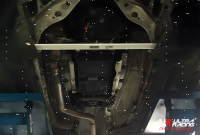 Ultra Racing Strebe vorn unten 2-Punkt - 10-17 BMW F10...