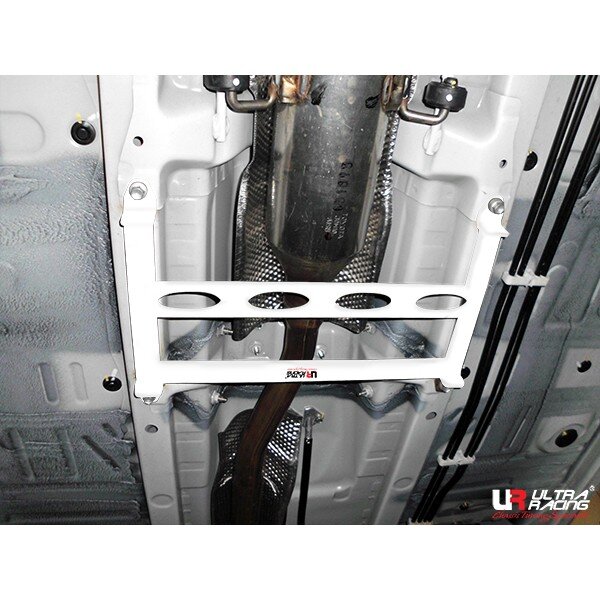 Ultra Racing Middle Lower Bars 4-Point - 13-16 Toyota Vios (XP150) 1.5 (2WD) (5-Speed)