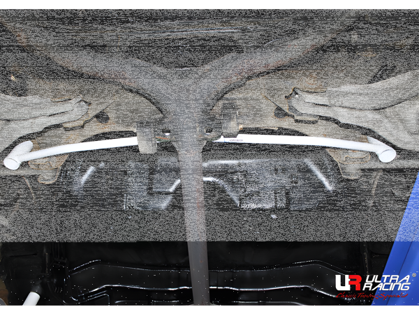 Ultra Racing Rear Lower Bar 2-Point - 06-11 Hyundai Grandeur (TG) 2.7 (2WD) / 05-09 Hyundai Sonata (NF) 2.4 (2WD)