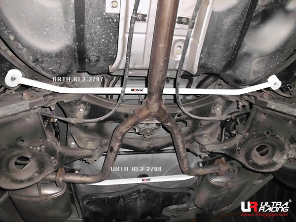 Ultra Racing Rear Lower Bar 4-Point - 13+ Nissan Altima (L33) 2.0/2.5 (2WD) / 10+ Nissan Elgrand (E52) 3.5 V6 (2WD)