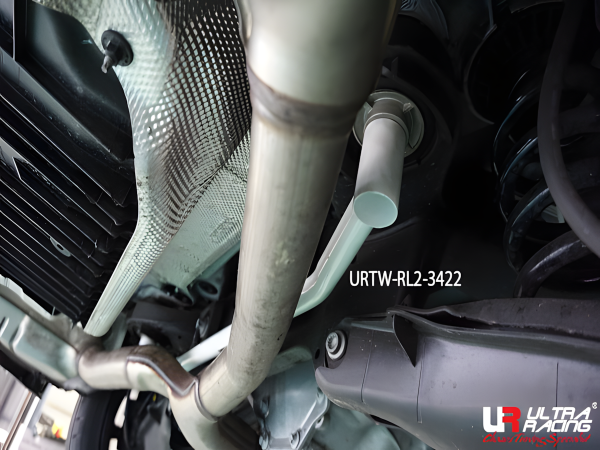 Ultra Racing Strebe hinten unten 2-Punkt - 14+ Mercedes W205 C220D/C250/C350/C43 2.0(T)/2.2D/3.0TT (2WD/4WD) / 16+ Mercedes W213 E250 2.0T (2WD/4WD)