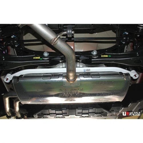 Ultra Racing Rear Lower Bar 2-Point - 16+ Hyundai Elantra (AD) Sports 1.6 (2WD) / 16+ Hyundai Ioniq (AE) 1.6 (2WD) (Hybrid) / 18+ Hyundai Veloster-N 2.0T (2WD) / 18+ Kia Cerato K3 BD 1.6T (2WD) / 16+ Kia Niro (DE) 1.6 (2WD) (Hybrid)