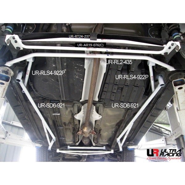 Ultra Racing Rear Lower Bar 2-Point - 03-09 Toyota Wish (AE10) 1.8 (2WD) (Models with Factory Rear Torsion Beam)