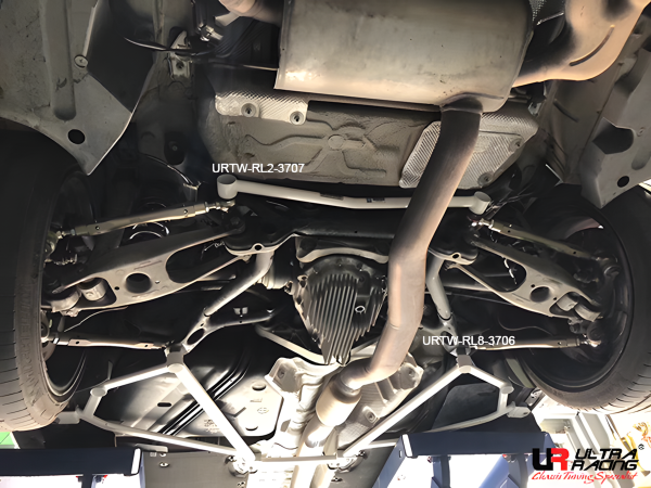 Ultra Racing Strebe hinten unten 8-Punkt - 15+ BMW F87 (M2) 3.0TT (2WD)