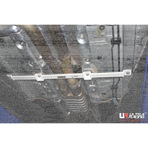Ultra Racing Middle Lower Bars 4-Point - 09-16 Mercedes S212/W212 E200K/E220D/E250/E300/E350/E63 2.0K/2.2D/2.5(D)/3.0/3.5/6.2 V8 (2WD/4WD) / 10-18 Mercedes W218X218 CLS 350/550/63 3.0/3.5/5.5 V8 (2WD)