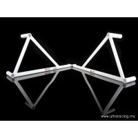 Ultra Racing Strebe hinten unten 2x 3-Punkt - 98-06 BMW...