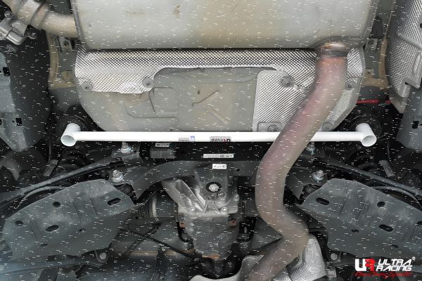 Ultra Racing Rear Lower Bar 2-Point - 11+ BMW F30 (320i/320d/328i/330e) 2.0(D)/2.8/3.0 (2WD)