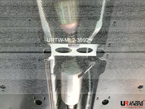 Ultra Racing Middle Lower Bar 2-Point - 18+ Lexus ES 300H (XZ10) Hybrid 2.5 (2WD) / 17+ Toyota Camry (XV70) 2.5 (2WD)