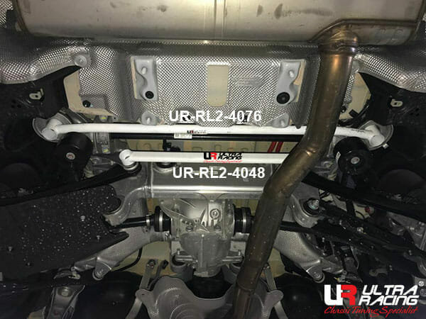 Ultra Racing Rear Lower Bar 2-Point - 17+ BMW G30 (530D/I) 2.0(D/T) (2WD/4WD) / 16-19 BMW G11 (730i) 2.0T (2WD)