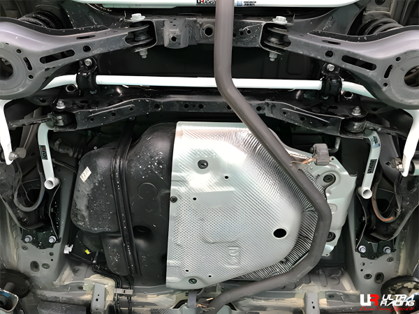 Ultra Racing Strebe hinten unten 2x 2-Punkt - 19+ Toyota Auris (E210) 2.0 Hatchback (2WD) / 18+ Toyota C-HR (AX-10) 1.2T/1.8 (2WD/4WD)