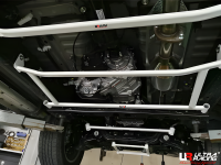 Ultra Racing mittlere Unterbodenstrebe 4-Punkt - 15+...