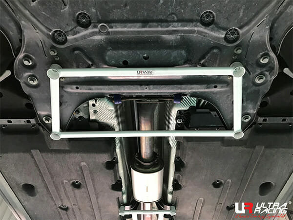 Ultra Racing Front Lower Bar 4-Point - 18+ Volvo XC40 2.0T (4WD)