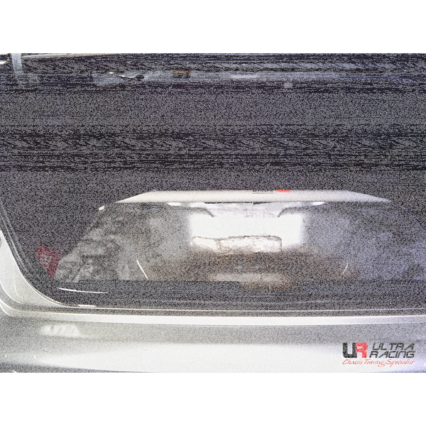 Ultra Racing Rear Upper Strut Bar 2-Point - 01-05 Honda Civic (ES/EM2) 1.7/2.0 / 02-06 Acura RSX / Honda DC5 2.0/2.4 (2WD)