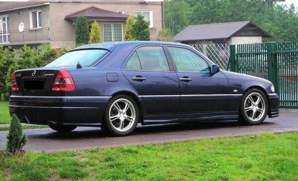 Maxton Design Side skirts extension Mercedes W202