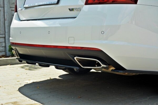 Maxton Design Middle diffuser rear extension black gloss - Skoda Octavia RS MK3 / MK3 FL Hatchback / Estate