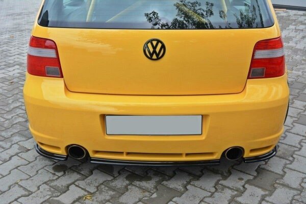 Maxton Design Middle diffuser rear extension black gloss - VW Golf 4 R32