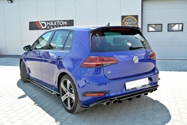 Maxton Design Middle diffuser rear extension black gloss - VW Golf 7 R Facelift