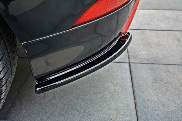 Maxton Design Heckansatz Flaps Diffusor schwarz Hochglanz - Ford Focus ST-Line MK3 FL