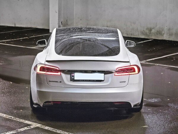 Maxton Design Heckansatz Flaps Diffusor schwarz Hochglanz - Tesla Model S Facelift