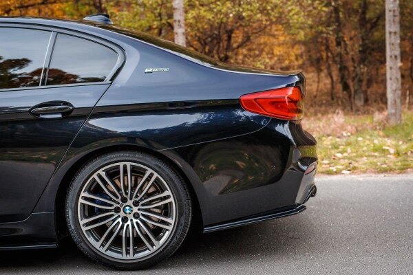 Maxton Design Rear extension Flaps diffuser black gloss - BMW 5 Series G30/ G31 M-Package