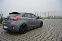 Maxton Design Middle diffuser rear extension black gloss - Hyundai i30 MK2