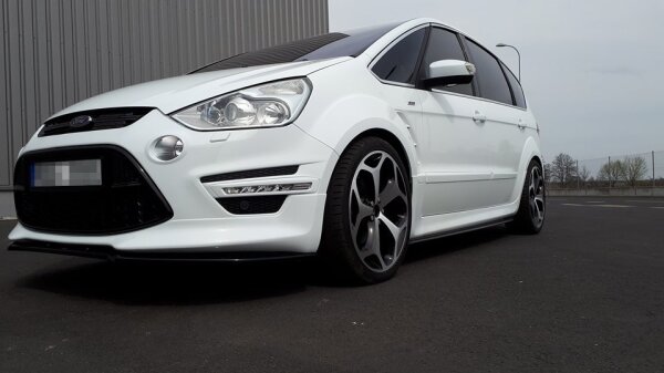 Maxton Design Front extension black gloss - Ford S-Max Titanium MK1 FL