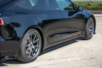 Maxton Design Side skirts extension extension black gloss - Tesla Model 3