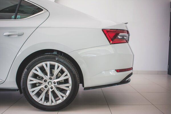 Maxton Design Rear extension Flaps diffuser black gloss - Skoda Superb MK3 FL Hatchback / Estate