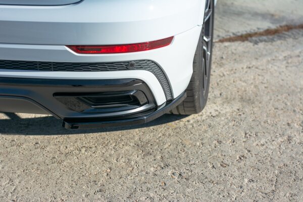 Maxton Design Rear extension Flaps diffuser black gloss - Audi Q8 S-Line