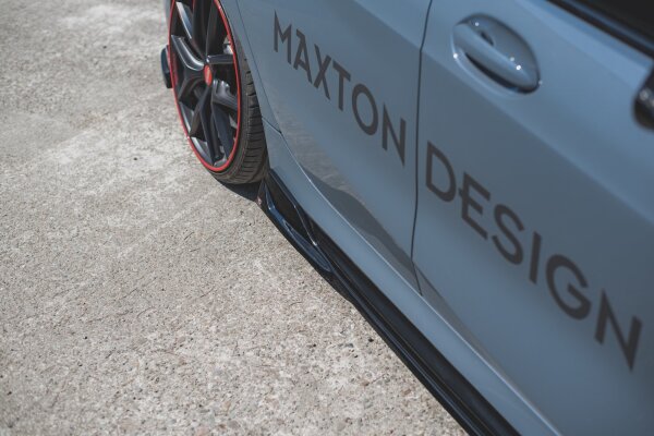 Maxton Design Side skirts extension extension V.3 black gloss - BMW 1 Series F40 M-Package/ M135i