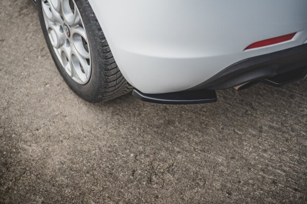 Maxton Design Rear extension Flaps diffuser V.1 black gloss - Alfa Romeo Giulietta Facelift