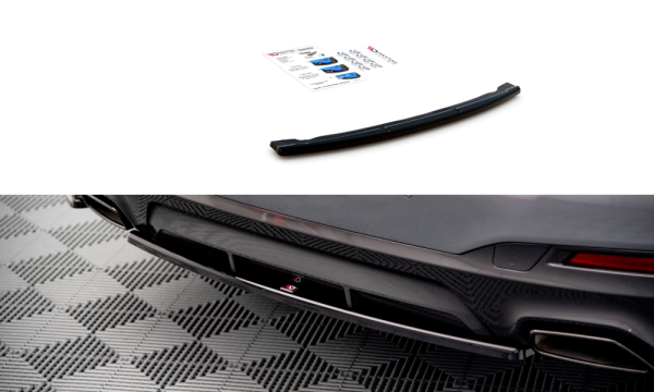 Maxton Design Middle diffuser rear extension black gloss - BMW 5 Series G30 Facelift M-Package