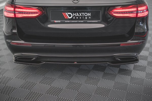 Maxton Design Middle diffuser rear extension black gloss - Mercedes E W213