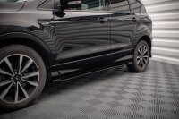 Maxton Design Side skirts extension extension black gloss - Ford Escape ST-Line MK3