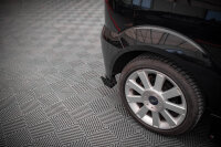 Maxton Design Hintere Seiten Flaps schwarz Hochglanz - Ford Fiesta ST MK6