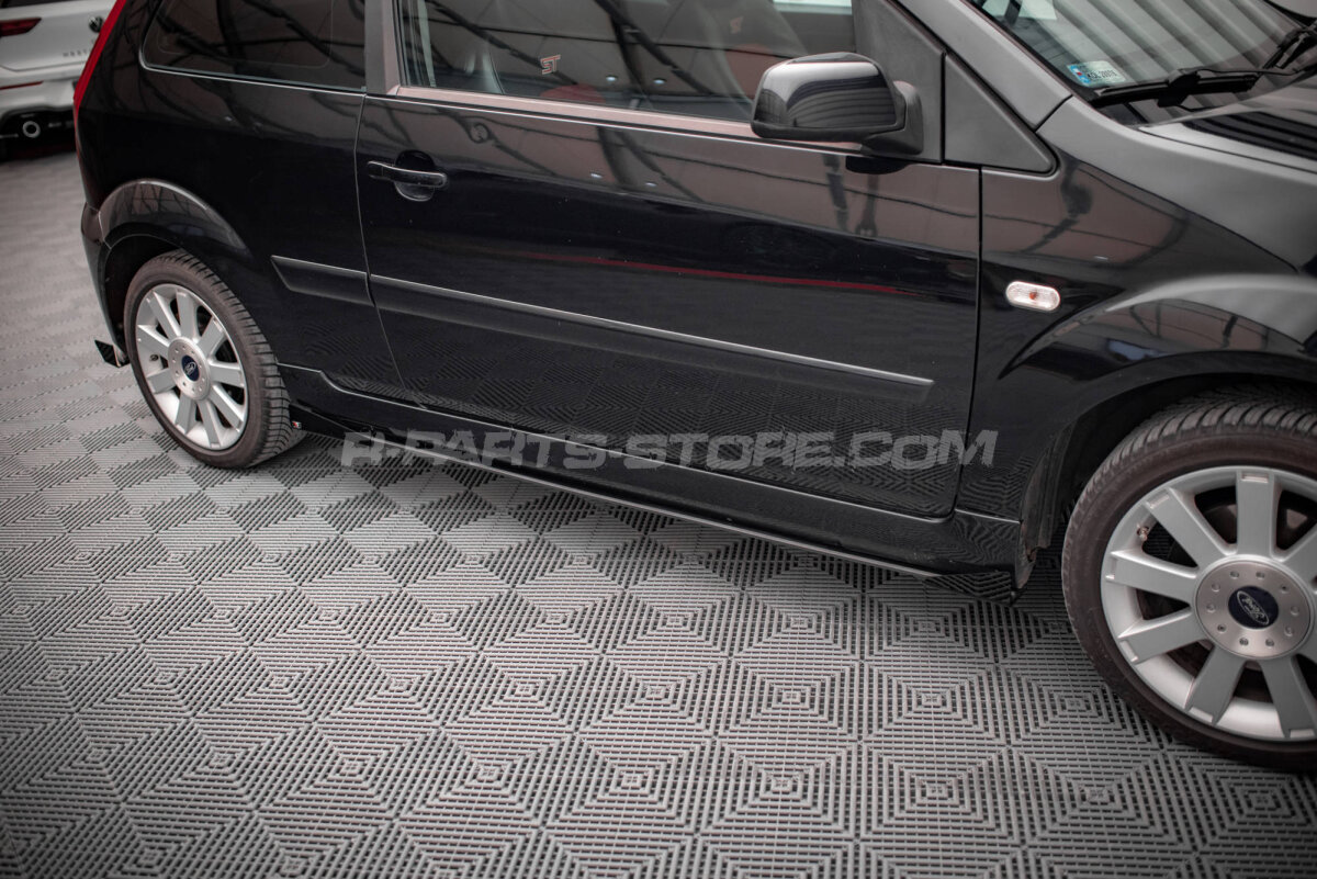 Maxton Design Side Flaps black gloss - Ford Fiesta ST MK