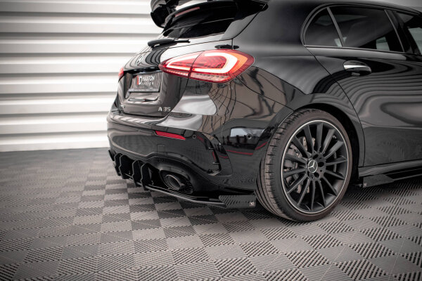 Maxton Design Hintere Seiten Flaps schwarz Hochglanz - Mercedes A35 AMG Hatchback Aero Pack W177