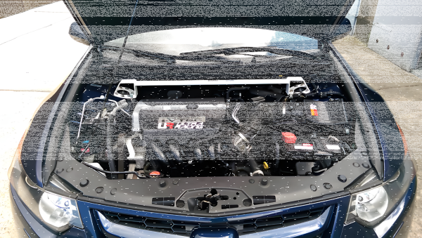 Ultra Racing Domstrebe vorn oben 2-Punkt - 08-12 Honda Accord (CP2) 2.0/2.4/3.5 V6 (2WD) / 10-15 Honda Crosstour 2.4 (2WD)