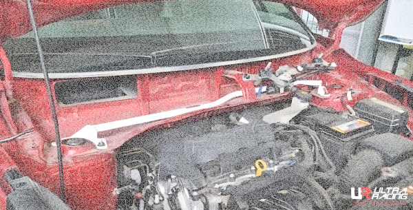 Ultra Racing Domstrebe vorn oben 2-Punkt - 21+ Kia Carens KY 1.5T (2WD)