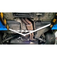 Ultra Racing Rear Lower Bar 3-Point - 00-06 BMW E46 (M3) 3.2 (2WD) (MT-Transmission)