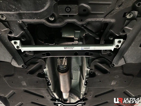 Ultra Racing Front Lower Bar 2-Point - 15-19 Infiniti Q30 1.6T/2.0T / 13-18 Mercedes A250 2.0T / 13-18 Mercedes W176 A45/A200/A250 1.6T/2.0T / 12+ Mercedes W246 B200 1.6T / 13-19 Mercedes C117 CLA 45/180/250 1.6T/2.0T / 15+ Mercedes X156 GLA 45/200/250