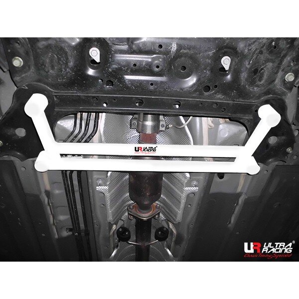 Ultra Racing Front Lower Bar 4-Point - 11-17 Nissan Juke (F15) 1.5/1.6T (2WD)