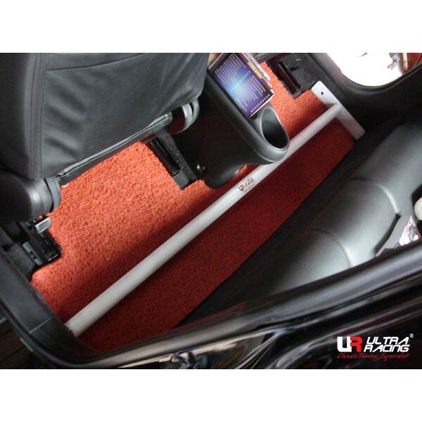 Ultra Racing Room Bar adjustable - 02-06 Acura RSX / Honda DC5 2.0/2.4 (2WD) / 01-05 Honda Civic (ES) 1.7/2.0 (2WD)