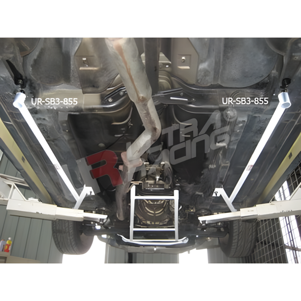 Ultra Racing seitliche Unterbodenstreben 2x 3-Punkt - 93-98 Nissan Silvia (S14) 2.0T (2WD)