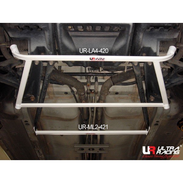 Ultra Racing Front Lower Bar 4-Point - 99-03 Toyota MRS (W30) 1.8 (2WD)