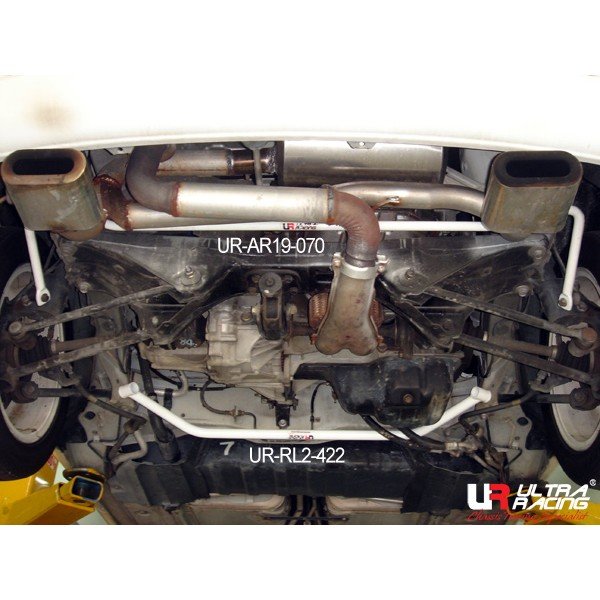 Ultra Racing Strebe hinten unten 2-Punkt - 99-03 Toyota MRS (W30) 1.8 (2WD)