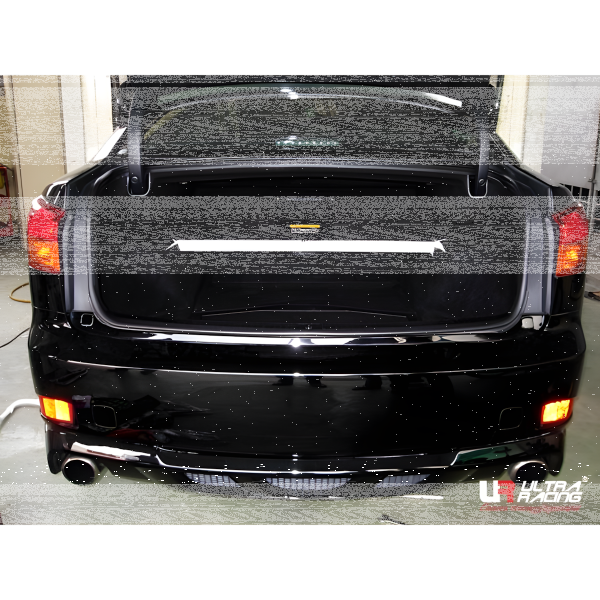 Ultra Racing Rear Upper Strut Bar 2-Point - 05-11 Lexus GS 300/350 (S190) 3.0/3.5 V6 (2WD) / 05-15 Lexus IS 250/300 (XE20) 2.5/3.0 (2WD) / 07-14 Lexus IS-F (XE20) 5.0 V8 (2WD) / 04-09 Toyota Mark X (X120) 2.5 V6 (2WD)